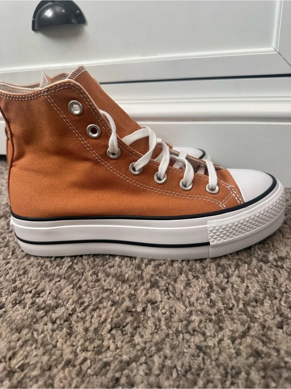 Platform converse